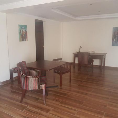 The Vic Hotel Кисуму Экстерьер фото