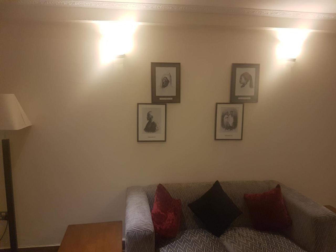 The Vic Hotel Кисуму Экстерьер фото