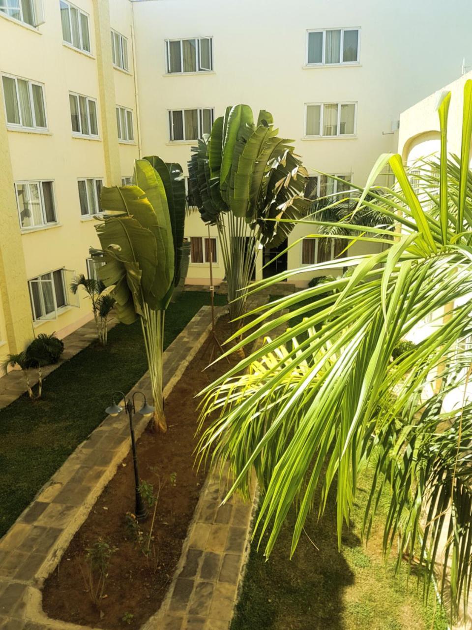 The Vic Hotel Кисуму Экстерьер фото