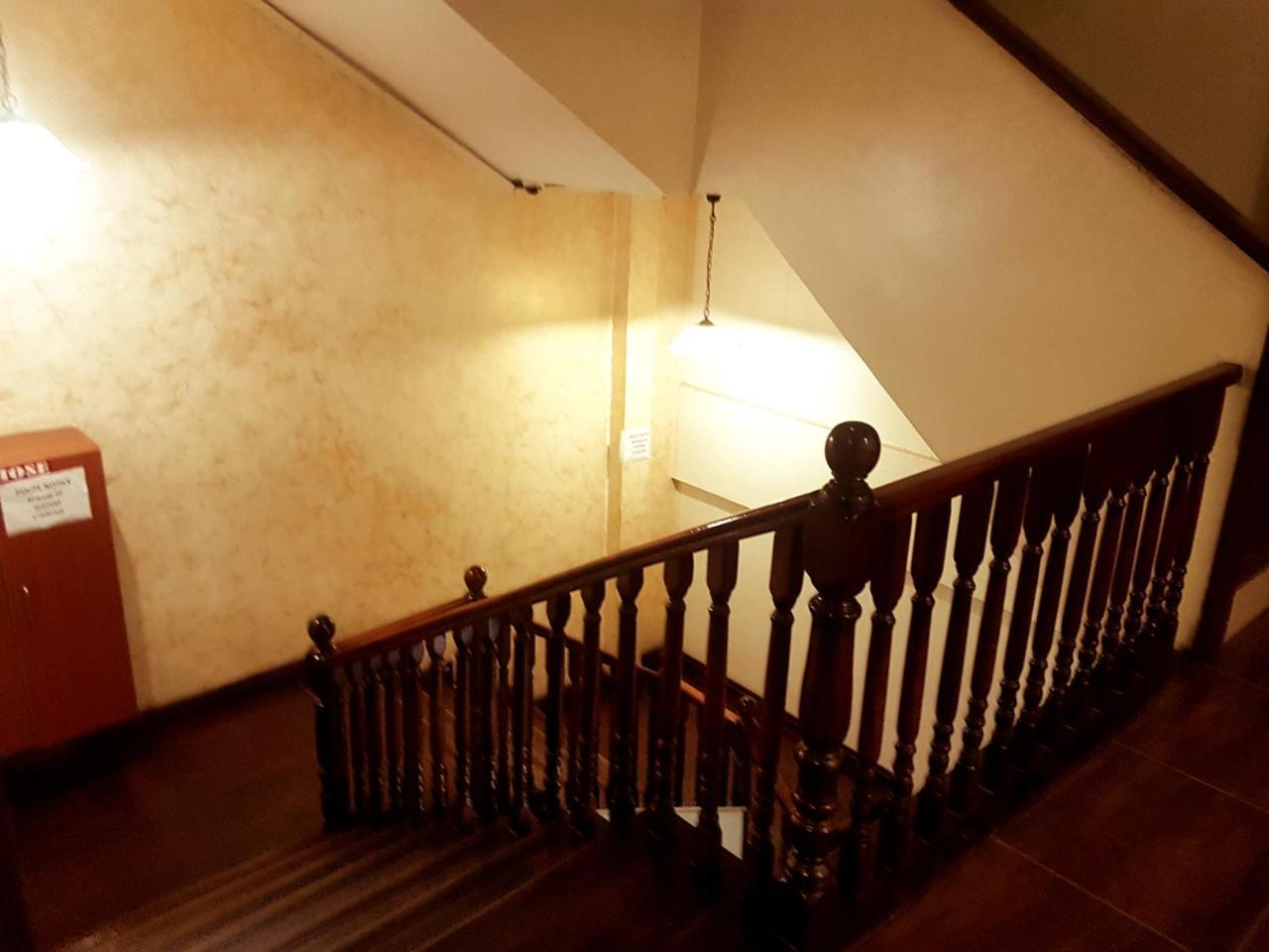 The Vic Hotel Кисуму Экстерьер фото